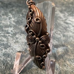 Vintage Silver 925 Signed L. Ramone Oval Pendant